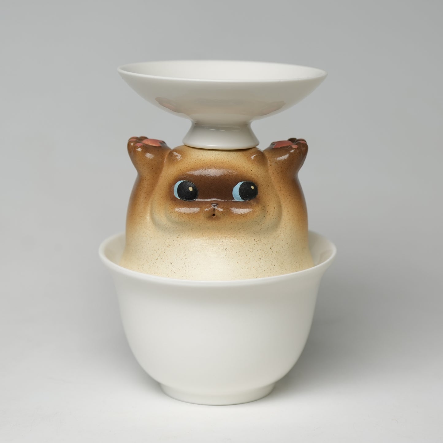 Siamese Cat Hold Up Cup